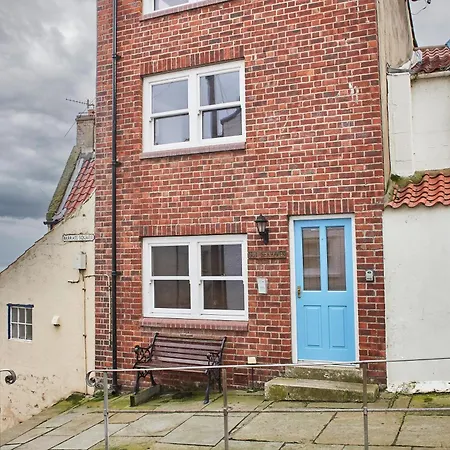 Host & - Sea Haven * Staithes