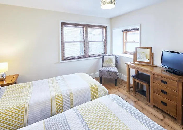 Host & - Sea Haven * Staithes