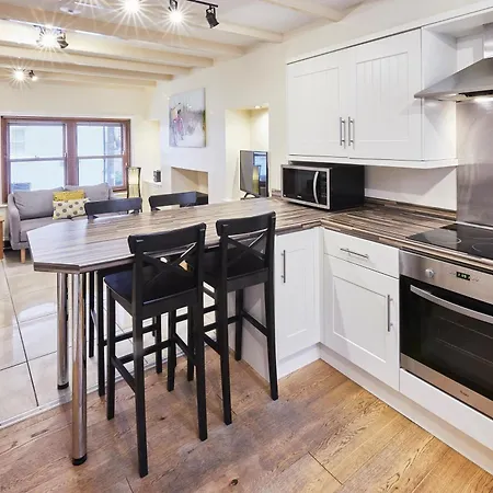 Host & - Sea Haven Semesterbostad *