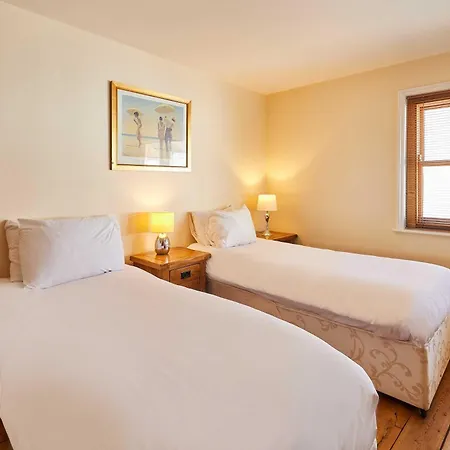 Host & - Sea Haven Ferienhaus