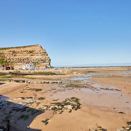 Host & - Sea Haven Ferienhaus Staithes